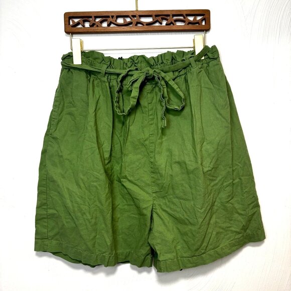Easy Essentials Green Shorts Bermuda Belted Casual Solid Cotton Womens Size 2X - Picture 1 of 6